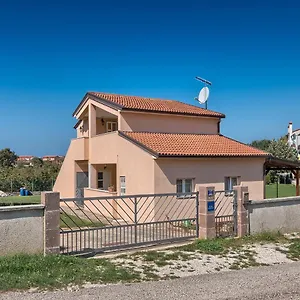 Jendrusa Apartment